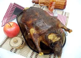 Рецепта пиле пълнено с ябълки