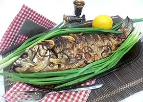 Рецепта печен шаран на фурна