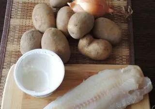 Рецепта сребриста с картофи на фурна със стъпка по стъпка снимки