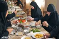 Какво може и какво не може да се направи в родителство събота, обществото, AMF Калининград