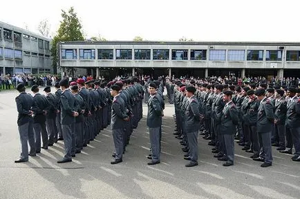 Сервиз и в други страни в армията - моята малка уютен кът