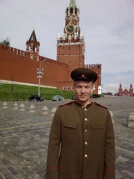 Обслужване на военното разузнаване сержанта очите, наборниците