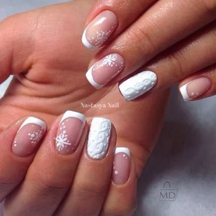 Модерен Nail Design 2017 яке с модел на снимка