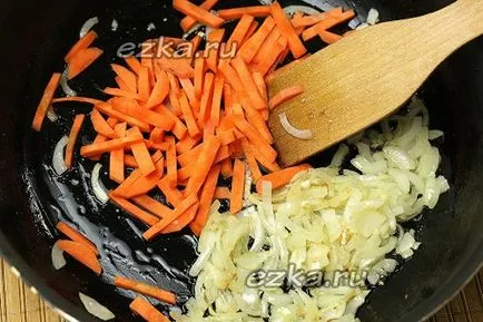 Запържете зеле с пиле и гъби рецепта със снимка