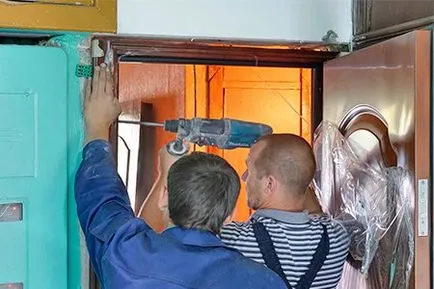 Монтаж на входни метални врати с ръцете си