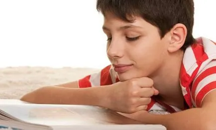 За да прочетете книгата на момчето от 10-12 години за момчета 10-12 години (вижте момчето) За да прочетете книгата на момчето от 10-12 години за момчета 10-12 години