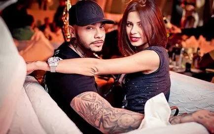 Ние Timati ново момиче