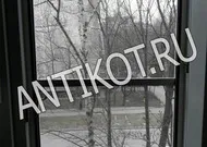 Paddock на прозорец котка (балкон) в Москва