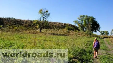 В търсене на съкровища от древна крепост, свят път (World) В търсене на съкровища от древна крепост, пътища на света