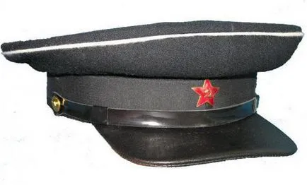 Военни капачка с ръцете си