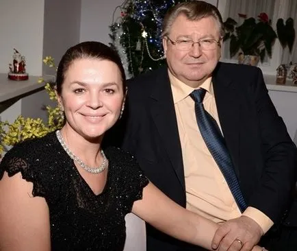 Диригент Виктор Елисеев му личен живот и нова съпруга Наталия Kurganskaya