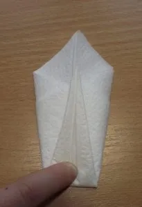 Origami az asztalra a szalvéták létre egy ünnepi hangulatot