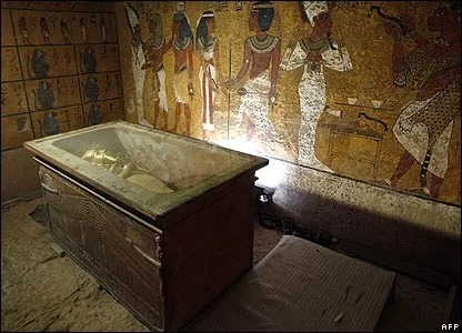 Descoperirea mormântului faraonului Tutankhamon Egiptului Antic