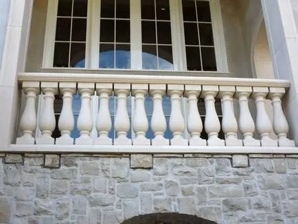 Balustrade pentru balcoane tipuri de balustrade pentru balcoane, cum să facă propriile mâini, fotografii