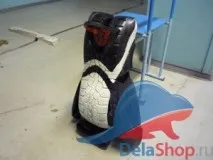 Penguin на гумата, и