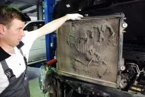 De ce motorul nu este încălzit până la cauzele și metodele de diagnostic populare de temperatură de funcționare -