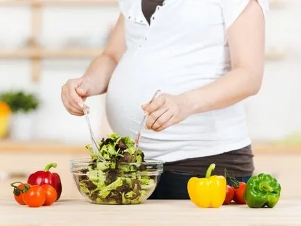 Hasznos snack terhes nők számára legfeljebb három