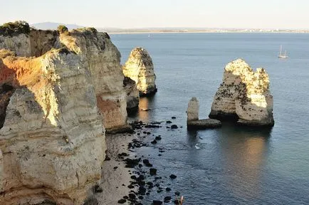 Portugalia de la Lisabona la plajele din Algarve cu mașina