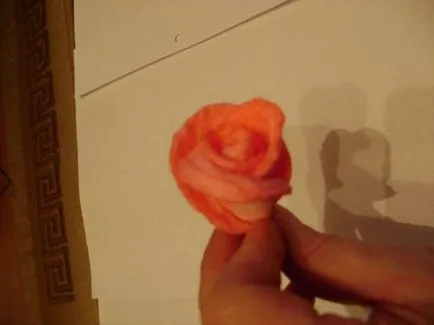 Роза от дисковете за памук със собствените си ръце в майсторски клас, стъпка на мама