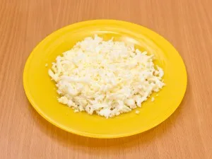 Saláta csirkével, gombával és konzerv kukorica - eo tip - finom receptek