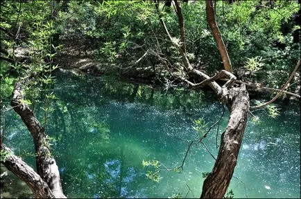 Seven Springs Rodos și dorințele tunelului - un loc în Rhodes merita vizitate