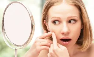 Cikk - minden belső szervek felelősek a pattanások az arcon