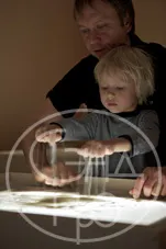 homokfestmény stúdió sendpro ™, homok festészet párosított anya gyermeke