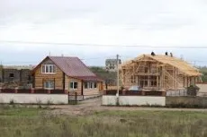 Építőipari falusi házak a Pszkov régió