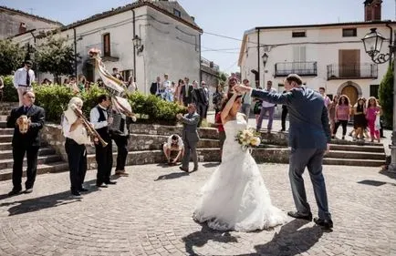 Сватба в италиански стил забавление и страст