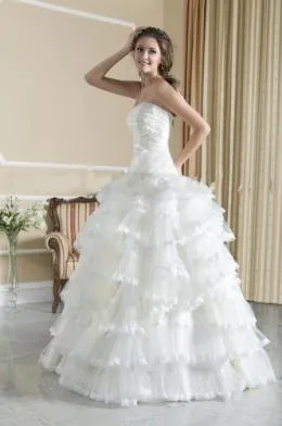 Сватбени салон аксесоари перла булка на булчински рокли