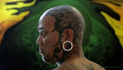 Tetovált ember fotoshtab - online magazin fotókkal
