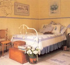 Вашият дом - интериор - спалня - планиране и проектиране - престилка с възли