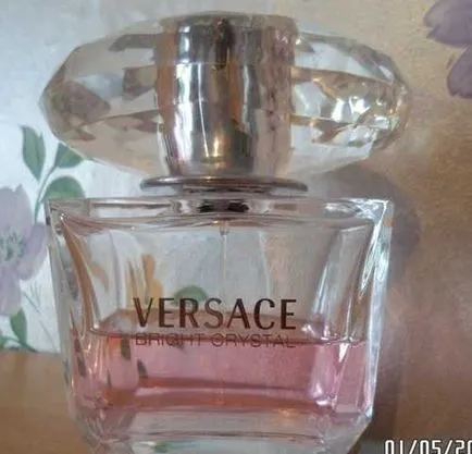 Versace eau de toilette - Bright Crystal - hogyan lehet megkülönböztetni az eredetit a hamisítvány! Eredeti fotó -