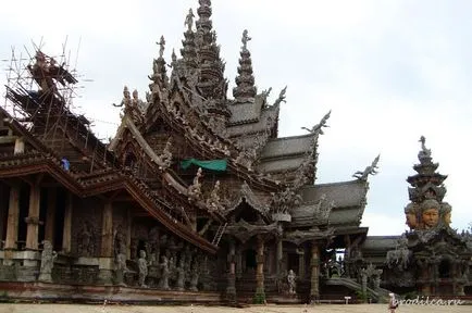 A Sanctuary of Truth Pattaya benyomásaim és képek