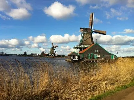 Zaanse Schans cum să ajungi acolo și ce să vezi, Amsterdam pe aer