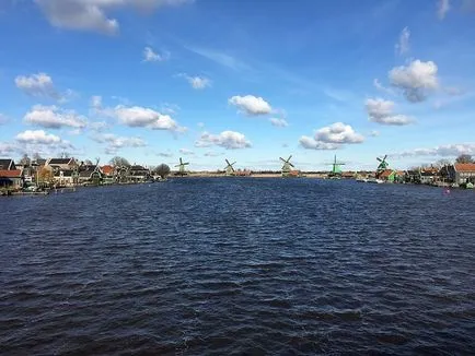 Zaanse Schans cum să ajungi acolo și ce să vezi, Amsterdam pe aer