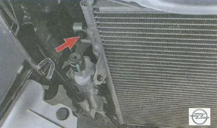Смяна на охлаждане радиатор Opel Astra з