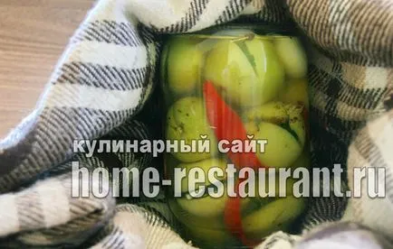 tomate verzi umplute pentru reteta de iarna cu o fotografie