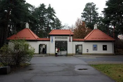 Zoo pajta