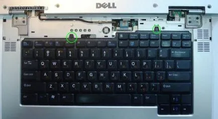 Tisztítása a port a notebook Dell Inspiron 9300