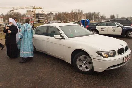Că Dumnezeu a trimis masina premium Patriarhul Kirill, Exarh Filaret și Paul - Societate