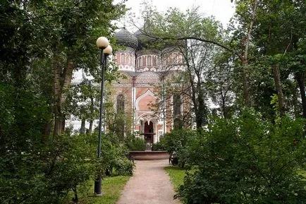 Izmailovo остров имение Izmailovo - История на Църквата и сребро-гроздов езерце