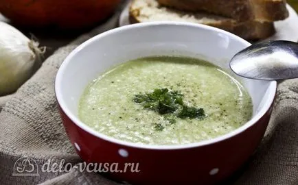 Cream brokkoli leves recept egy fotó - egy lépésről lépésre főzés krémleves brokkoli és tejszín