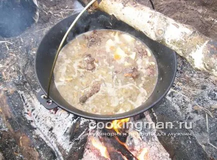 Elk pörkölt burgonyával - főzés a férfiak