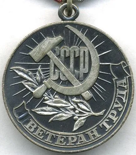 Medalie - veteran al muncii