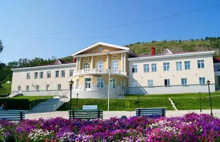 Lacul de baie, statiuni Magnitogorsk, moteluri, schi