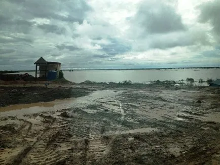 A jelentés a látogatás Vietnam, Phan Thiet, Nha Trang, Hanoi, Ho Si Minh-város, mintegy