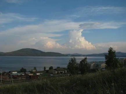 Lacul de baie, statiuni Magnitogorsk, moteluri, schi