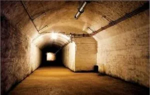 Rejtett a föld alatt több száz titkos bunkerek és laboratóriumok, másik valóság