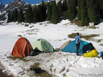 O excursie la Medeo de la Almaty la Chimbulak și tabără alpin Tuyuk su